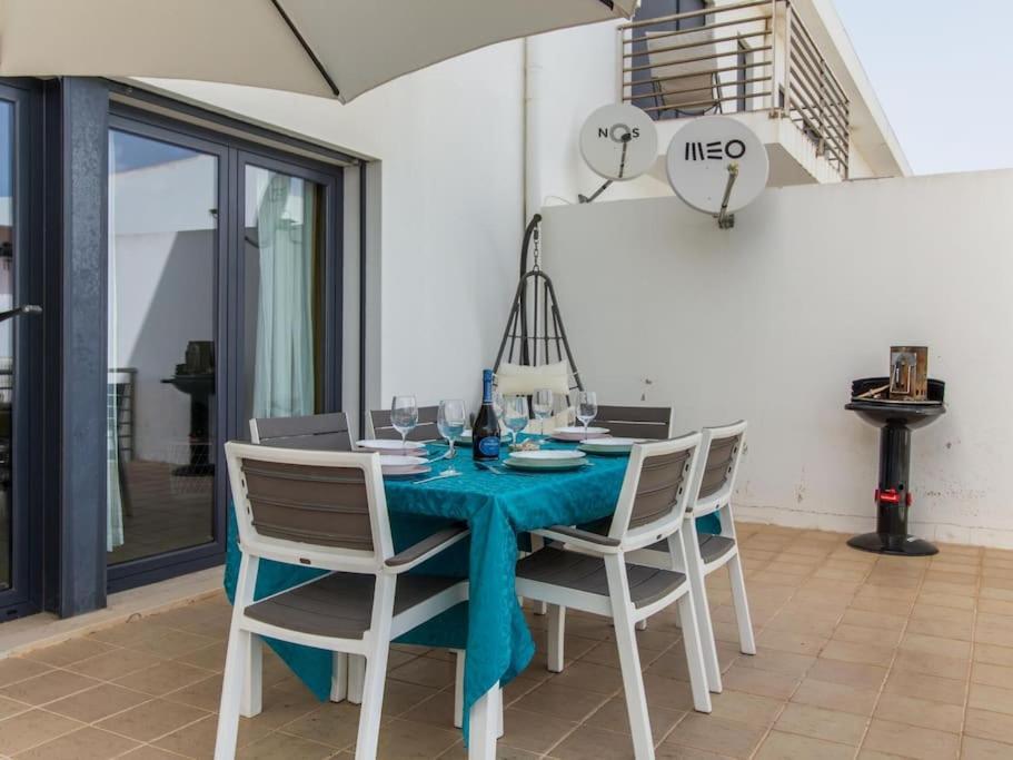 Rainbow House - Sea View & Pool & Garage & Garden & Albufeira Villa Екстериор снимка