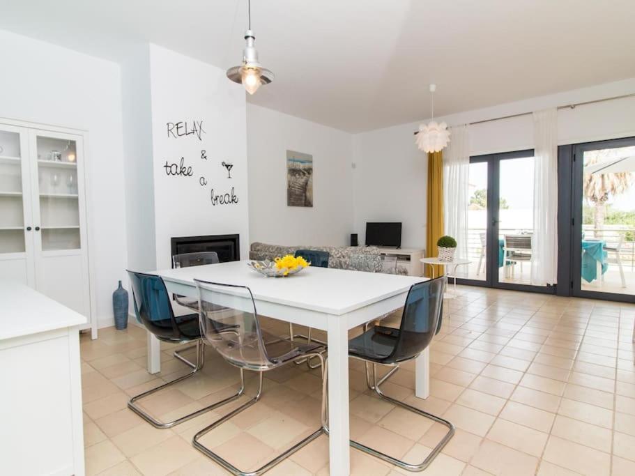Rainbow House - Sea View & Pool & Garage & Garden & Albufeira Villa Екстериор снимка